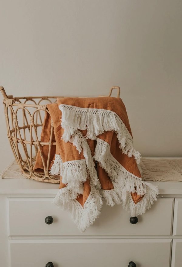 Chestnut Fringe Quilt Online