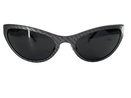 BALENCIAGA Sunglasses Plastic BLK WRAP AROUND Hot on Sale